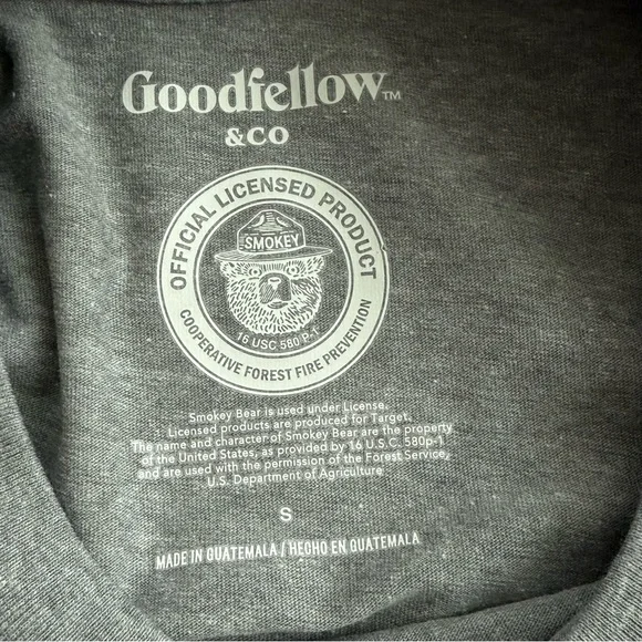 Goodfellow Smokey Bear Graphic T-Shirt Grey Men’s Size Small Short-Sleeve New - Picture 3 of 4